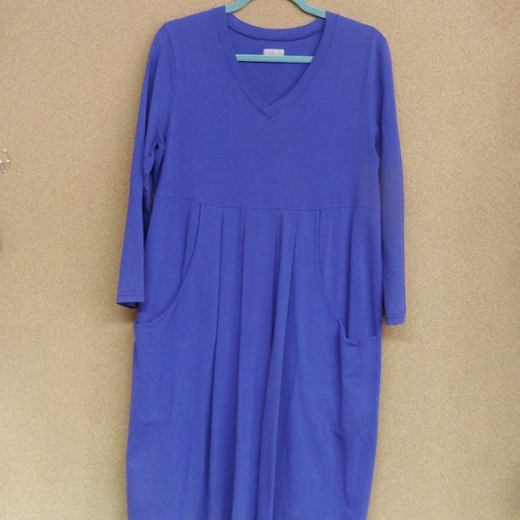 Dress - Picture 1 of 1